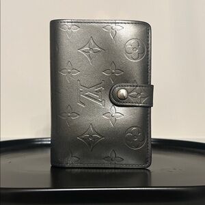 Louis Vuitton Charcoal Vernis Monogram Wallet